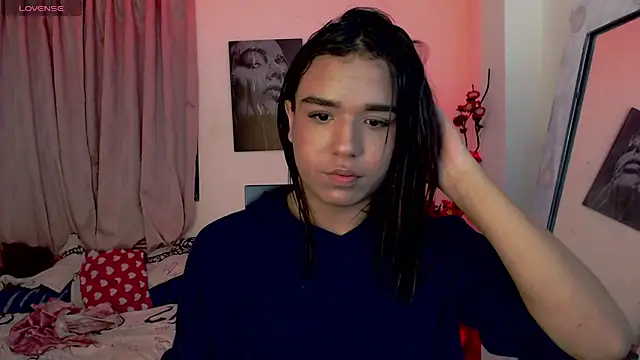 Candyy doll   online show from 03-12-26, 09:24