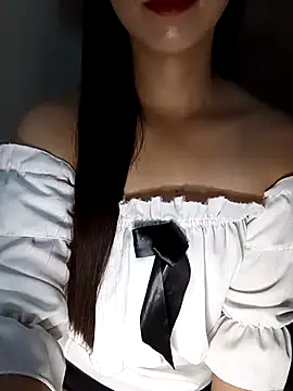 Fiona 2026 online show from 05-11-26, 02:13