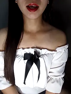 Fiona 2026 online show from 05-07-26, 03:37