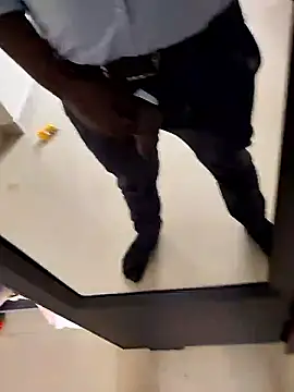 Villageboy1111 online show from 03-05-26, 05:59