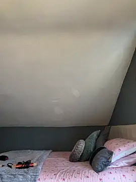 Saskia xx online show from 03-28-26, 10:49