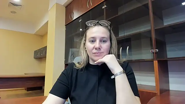 Nionelly online show from 04-01-26, 10:16