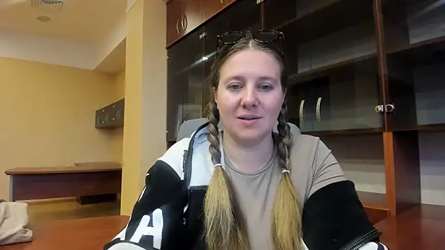 Nionelly online show from 04-02-26, 09:05