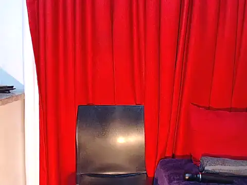 DarkDivva18 online show from 05-06-26, 04:16