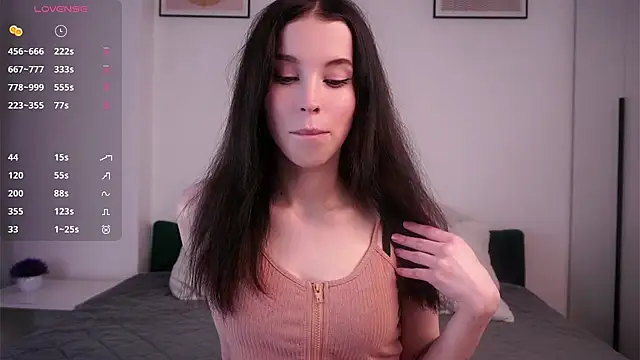 CleotildePiel online show from 06-16-26, 01:00
