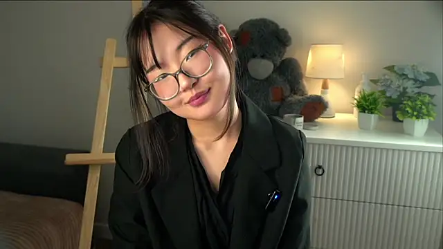 NelleMihalko online show from 03-12-26, 11:25