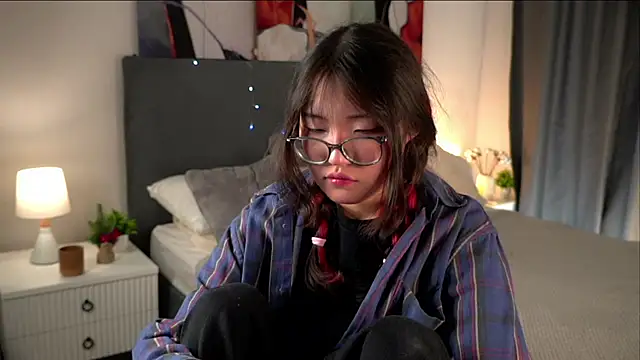 NelleMihalko online show from 04-03-26, 11:16