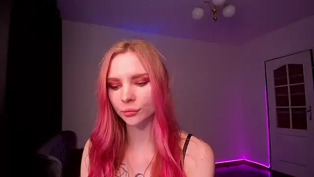 Amelia Rossy online show from 03-17-26, 10:46