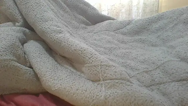 Snapshot of ndivhuwomuleya chatting on 05-08-26, 08:51 ndivhuwomuleya online show from 05-08-26, 08:51