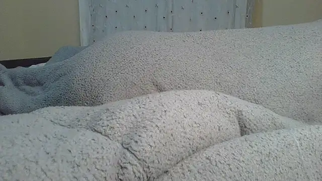 Snapshot of ndivhuwomuleya chatting on 04-29-26, 05:44 ndivhuwomuleya online show from 04-29-26, 05:44