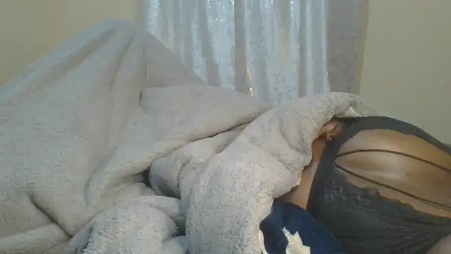 Snapshot of ndivhuwomuleya chatting on 06-04-26, 02:38 ndivhuwomuleya online show from 06-04-26, 02:38