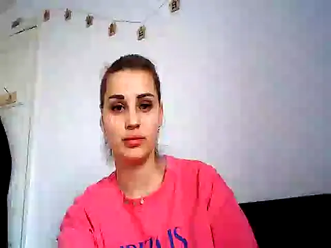 Giullyaxxx online show from 03-20-26, 02:51