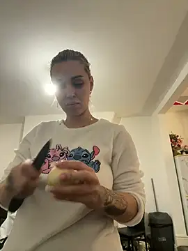 Giullyaxxx online show from 03-13-26, 01:16