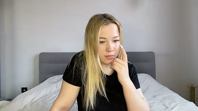 alyrasun online show from 04-21-26, 07:15