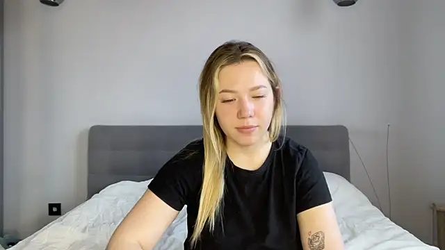 alyrasun online show from 03-26-26, 06:22