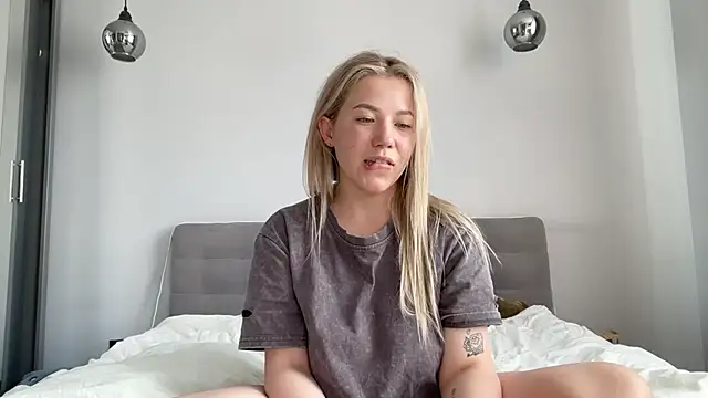 alyrasun online show from 07-28-26, 03:21