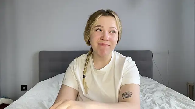 alyrasun online show from 03-28-26, 06:14