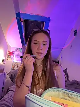 Ameliamoooon online show from 03-13-26, 09:53