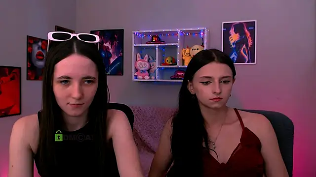 Snapshot of bella_dorn chatting on 06-11-26, 01:19 bella dorn online show from 06-11-26, 01:19