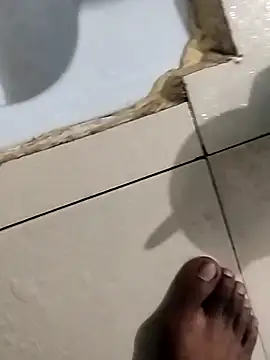 ishan Singh1 online show from 04-04-26, 11:06