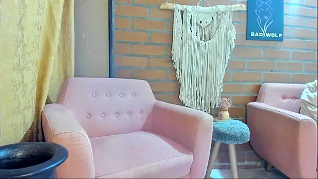 Badwolf818  online show from 04-06-26, 08:48