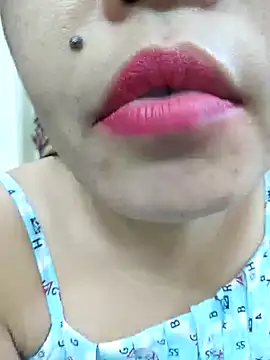 Manisha-Rai online show from 04-12-26, 04:54