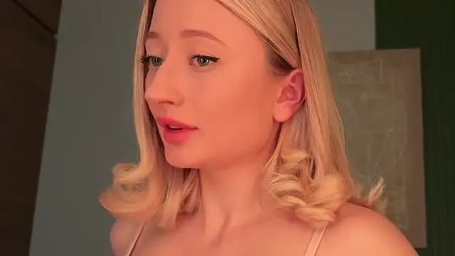 Wendy Amberr online show from 03-13-26, 04:34