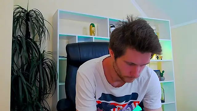 Eddie Baker online show from 04-12-26, 02:31