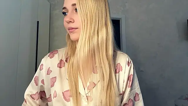 Snapshot of Barbie_Steph chatting on 03-30-26, 01:56 Barbie Steph online show from 03-30-26, 01:56