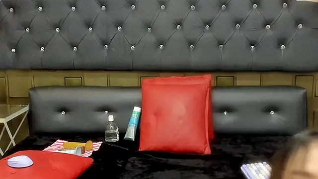 CaroBeltran online show from 05-23-26, 07:24