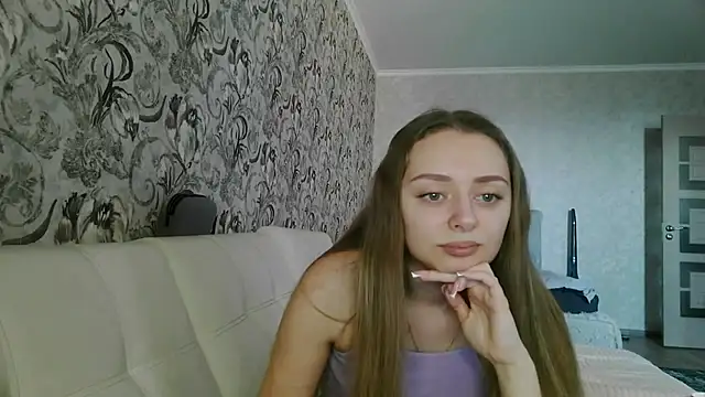 MysticGlimmer online show from 03-25-26, 12:37