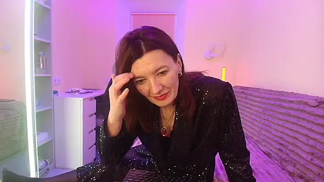 Bonnie Naughtyy online show from 05-18-26, 04:23