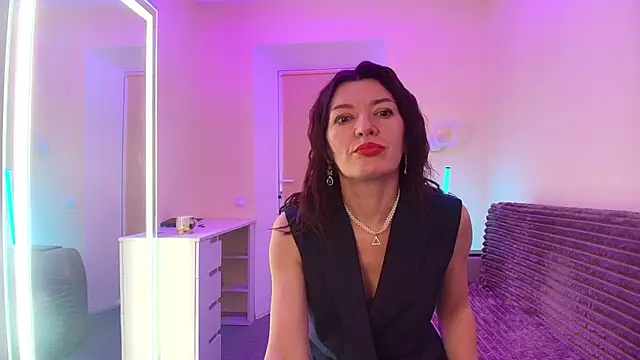 Bonnie Naughtyy online show from 07-11-26, 03:23