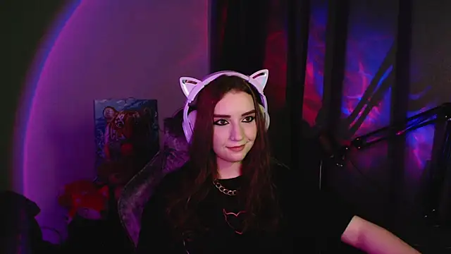 Celia Sensual  online show from 06-15-26, 08:30