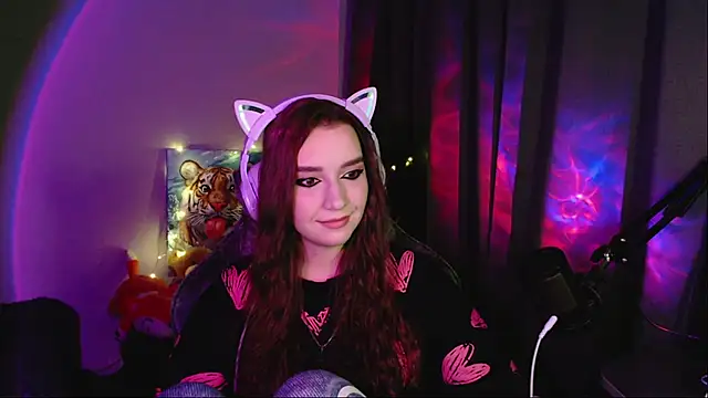 Celia Sensual  online show from 06-04-26, 07:51