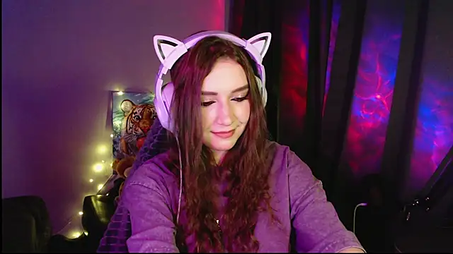 Celia Sensual  online show from 04-25-26, 07:55