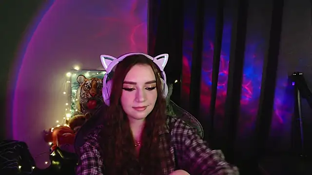 Celia Sensual  online show from 07-04-26, 06:12
