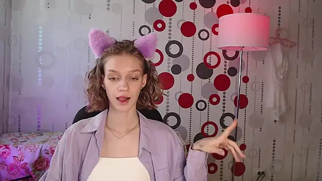 Chrissy Joyful online show from 06-15-26, 04:01