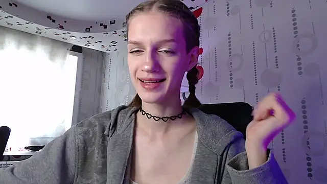 Chrissy Joyful online show from 07-17-26, 04:10