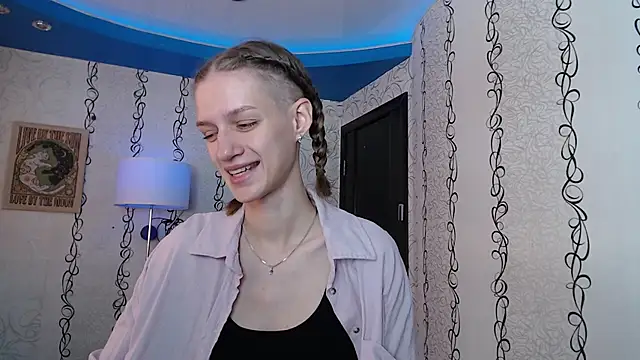 Chrissy Joyful online show from 08-04-26, 04:06