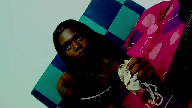 laaura dolll online show from 04-05-26, 03:40