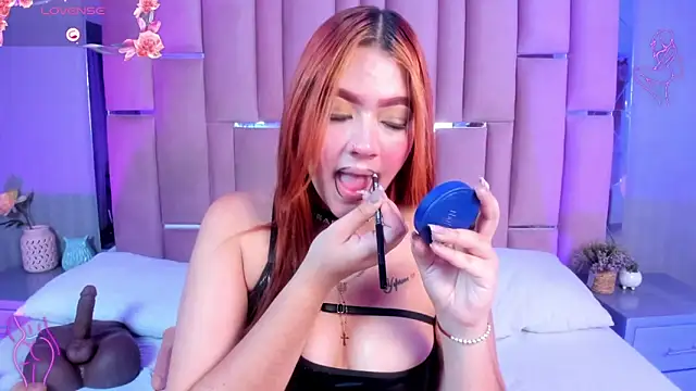 Saory     online show from 04-06-26, 11:17