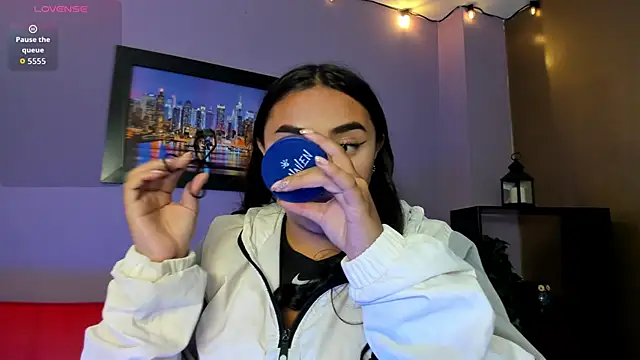 Lucyy tits online show from 06-30-26, 12:38