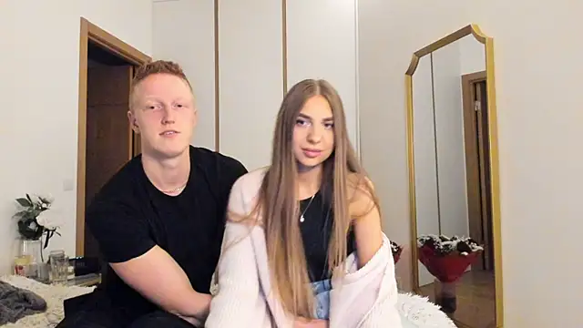 Snapshot of StepSisandStepBro chatting on 03-28-26, 05:58 StepSisandStepBro online show from 03-28-26, 05:58