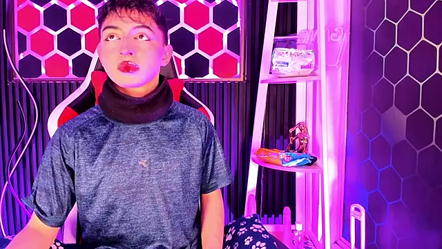 Cristopher Wild online show from 05-29-26, 08:04