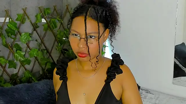 tatianasquirthot online show from 03-26-26, 07:12