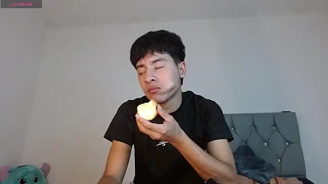 Sebas fire4 online show from 05-19-26, 10:39