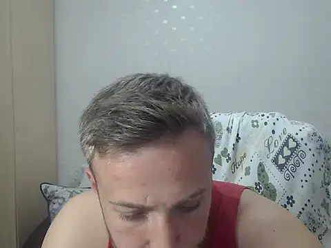 BlondEagleMuscle online show from 04-29-26, 08:04