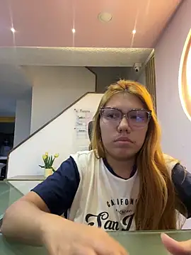 Lia Sterling online show from 03-20-26, 12:22