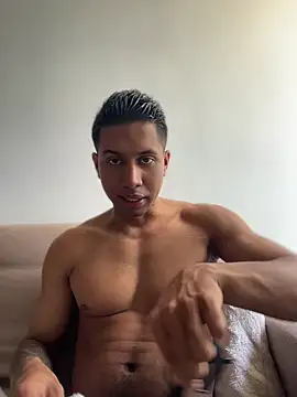 Paulcreewx online show from 04-13-26, 05:06